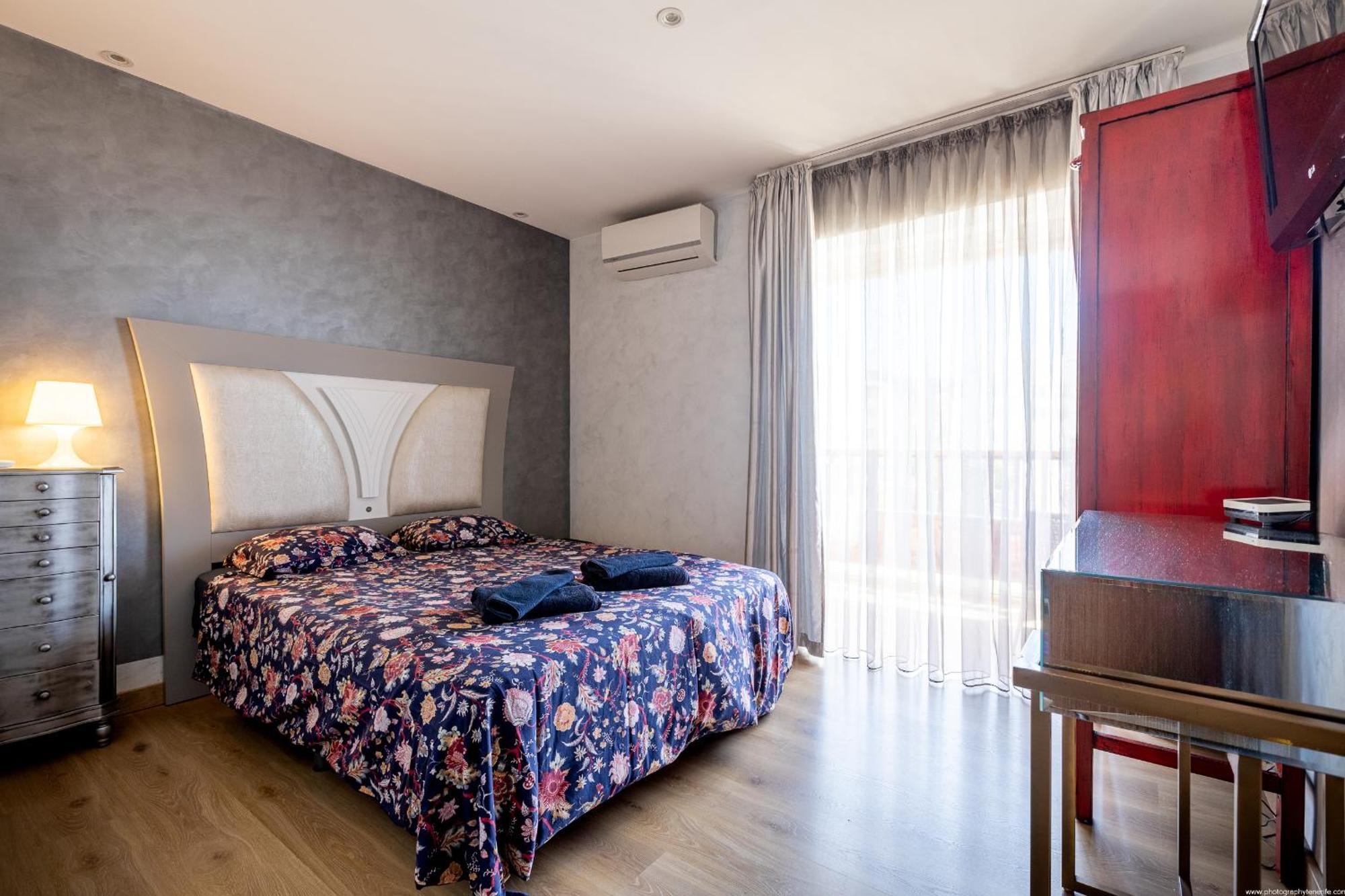 Sunset Palm Mar - Family Friendly Suites Buitenkant foto